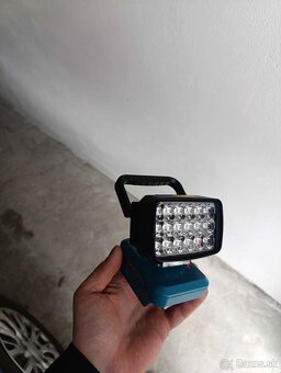 Makita 18V svetlo - 6