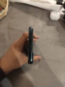 Samsung Galaxy S22 - 6