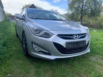 Predám Hyundai i40 combi 1.7 TDi 100kw Rok 2012 - 6