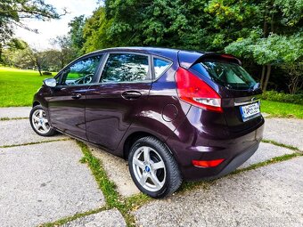 Ford fiesta 1.25 benzín 2011 - 6