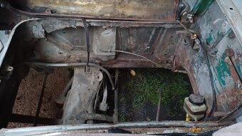 Škoda 1203 zo šiltom - 6