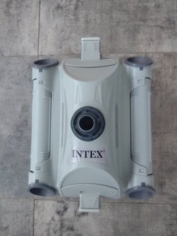 Predám bazénový vysávač Intex - 6