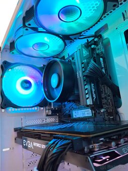 AMD Ryzen 5 3600/ GTX 1080 8GB/16GB DDR4/512GB NVME+HDD/B550 - 6