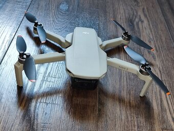 DJI mini 2 fly more combo 4k - 6