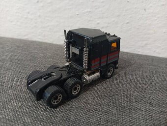 4x Matchbox Ťahač, Kenworth, DAF - 6