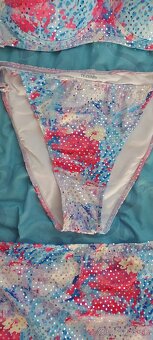 Bikiny so sukňou - 6