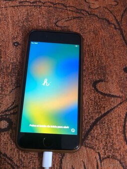Predám IPhone se 2022 64gb - 6