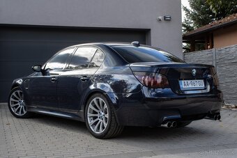 BMW M5 PANO/HUD/M-TECH/INDIVIDUAL - 6