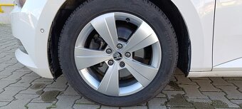 Škoda Superb combi,1/2016,LK,prvý,SR,119000,ťažné,110kW,A6 - 6