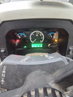 Predám john deere 5100 M 4500MTH - 6