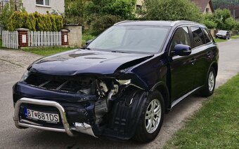Mitsubishi Outlander 2.2 DI-D 110kW Automat 4x4 2015 Ťažné - 6