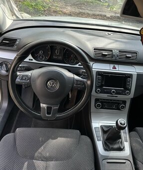 Passat b6 2010 1.6 77 KW - 6