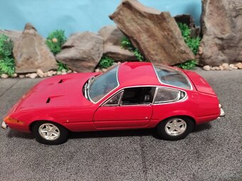 prodám model 1:18 ferrari 365GTB/4 Daytona - 6