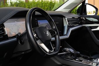 Volkswagen Touareg 3.0 tdi Rline - 6