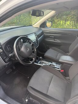Mitsubishi Outlander 2.0 MIVEC Intense CVT - 6