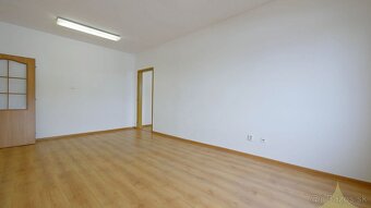 PRENÁJOM: Kancelárie Ružomberok, parkovanie bezplatné - 6