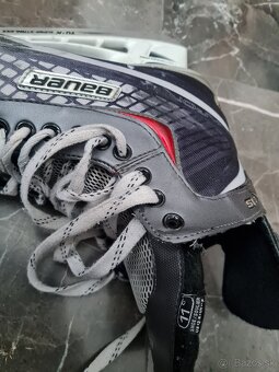 Predám hokejové korčule Bauer Vapor X 15 - 6