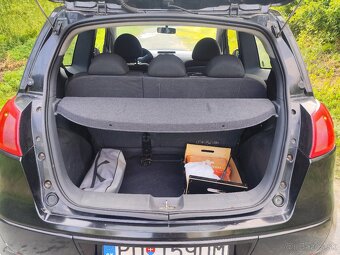 Mitsubishi Colt 1,3 benzín + LPG -70KW - 6