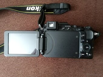 Nikon Coolpix P7800 - 6