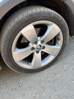 Rozpredam Škoda Fabia 2 Scout 1.6 TDi 2014 facelift .  Kod m - 6