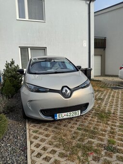 renault zoe - 6