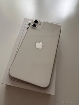 iPhone 11 64GB White - 6