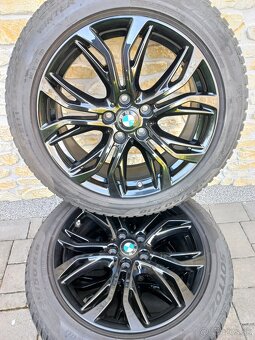 BMW X1 X2 zimní sada 18 Styling 566 Pirelli 225/50 - 6
