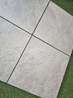 Terasová dlažba vzhľad štiepaneho kameňa silver 60x60x2 cm - 6