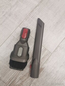 Vysávač Dyson v11 - 6