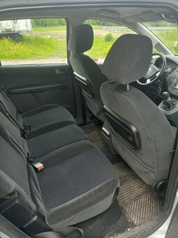 Ford c Max - 6