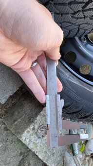 175/65 R15 na diskoch, tpms, puklice - 6