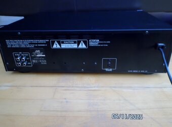 Kazetový magnetofón JVC TD-306 - 6
