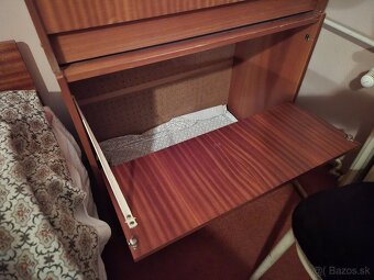 Ponúkam zachovalý retro nábytok z 80tych rokov - 6