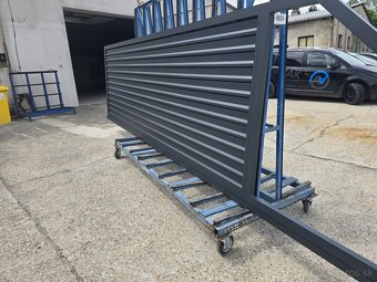 Samonosná brána - 6