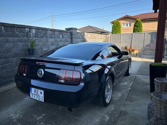Ford Mustang S197 4.0 V6 - 6