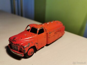 Dinky toys Studebaker Cisterna 2 - 6