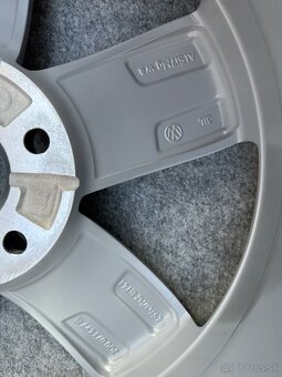 VW SKODA SEAT AUDI 5X112 R17 6,5J ET41 - 6