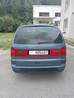 Volkswagen Sharan 1.9 TDI 85kw 7miestne - 6