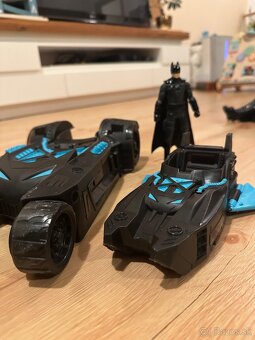 Batmobil 2in1 + postavička Batman (2ks) - 6