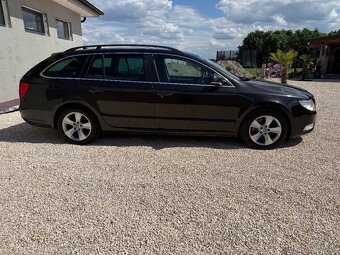 Skoda superb COMBI 1,6TDI 2013 - 6