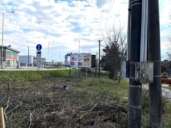 Pozemok na prenájom za 990 EUR-autobazár, parkovisko - 6