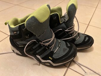 Turisticke Topanky Adidas Terrex Gore-Tex 38 2/3 , 5,5 - 6