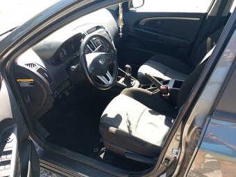 Predám Kia ceed 1.6crdi - 6