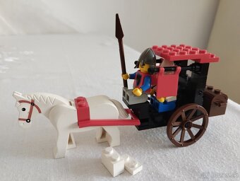 LEGO Castle 6023 Maiden's Cart - 6