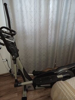 Elipticky trenažer - 6