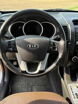 Kia sorento 2009 - 6