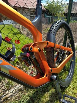 trek slash 9.7 carbon - 6