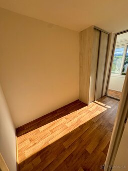 2,5 izbový byt blízko centra Banskej Bystrice - 6