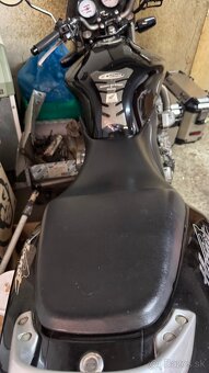 Predam Hondu Hornet 600 r.v. 2001 - 6