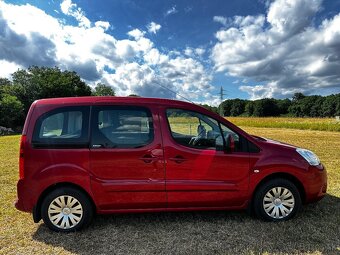 Predám Citroen Berlingo 2011 1.6i 88kw naj.189000km - 6